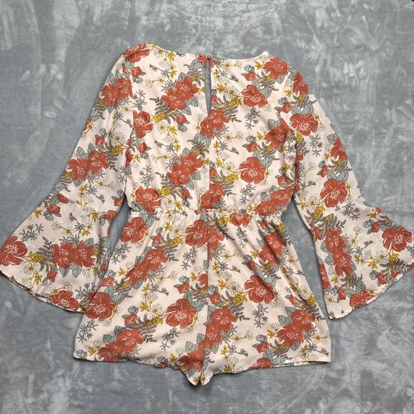 Lulus Women XL Always Thriving Blush Pink Floral Print Bell Sleeve Floral Romper - Picture 10 of 10